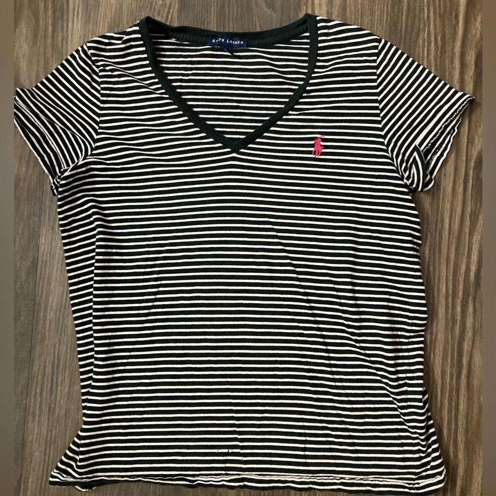 Polo Ralph Lauren Women’s Large Vneck Shirt